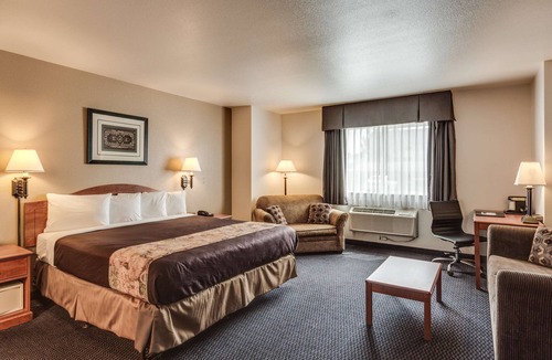 Post Falls Hotel | SureStay Plus Hotel by Best Western Post Falls