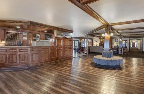 Auburn Hotel | SureStay Plus Hotel by Best Western Auburn