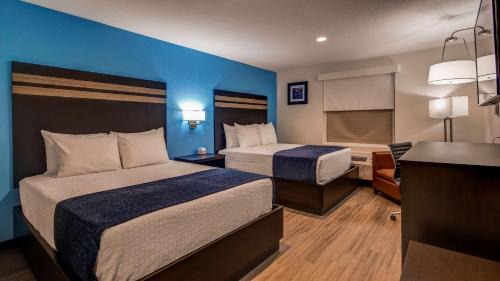 Humble Hotel | SureStay Plus Hotel by Best Western Humble