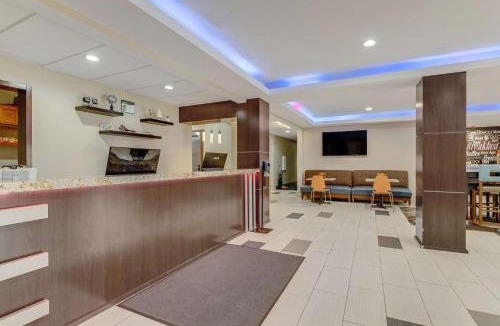 Owasso Hotel | SureStay Plus Hotel by Best Western Owasso Tulsa North