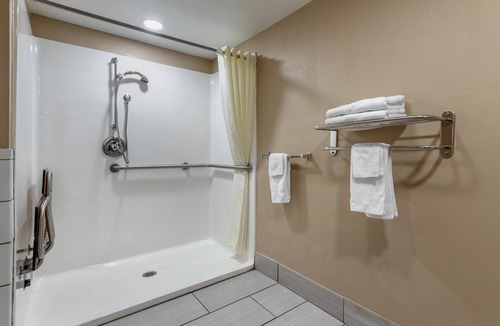 Poteau Hotel | SureStay Plus Hotel By Best Western Poteau