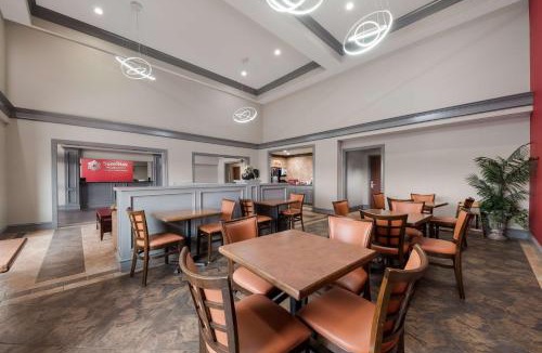 North San Antonio - SAT Hotel | SureStay Plus Hotel by Best Western San Antonio North