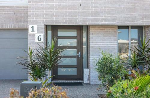 Yamba House | Surf and Dunes