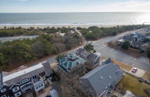The Pines House | Surf avenue 48