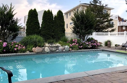 Surf City House | Surf City Ocean Block with Pool