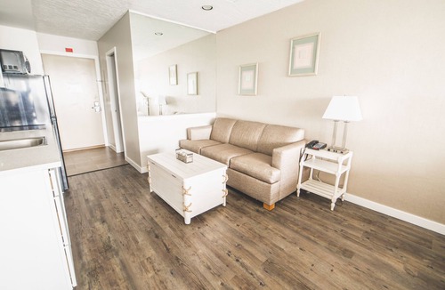 Dewey Beach Hotel | Surf Club Oceanfront Hotel