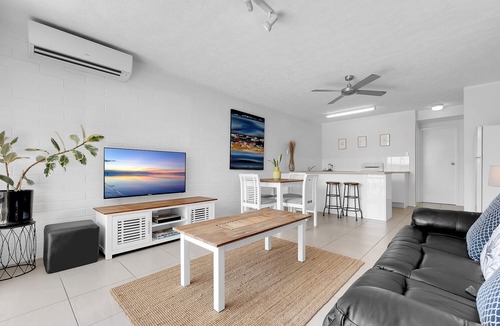 Coolum Beach Apartment | Surf Dance