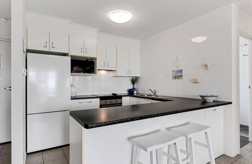 Coolum Beach Apartment | Surf Dance