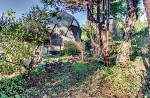 Otter Rock House | Surf Dome at Otter Rock