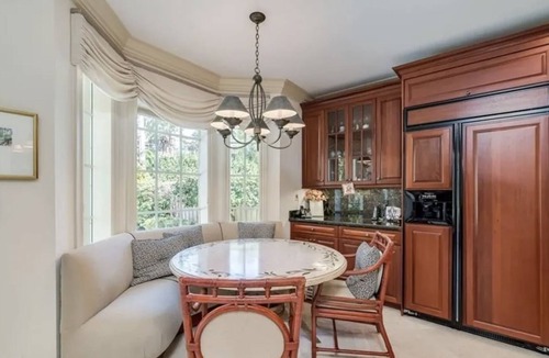 Birch Park Finger Streets House | Surf House- Palatial Surf Mansion - Heated Pool