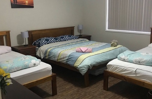 Nowra House | Surf Mist.