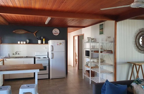 Rainbow Beach House | Surf N Earth - Rainbow Beach