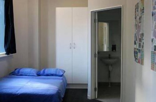 Auckland Central Business District Hostel | Surf 'N' Snow Backpackers - Hostel