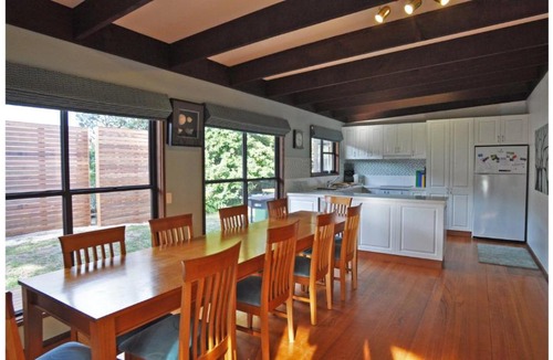 Inverloch House | SURF PLAZU - SURF SIDE