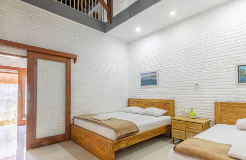 Pulukan House | Surf Retreat Villa Sari Bali