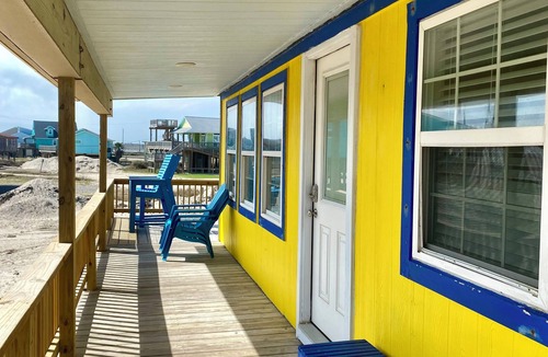 Surfside Beach House | Surf Rider - cozy modern cottage. Steps to the Beach!