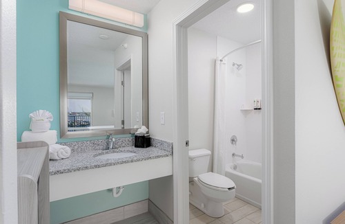 Pensacola Beach Hotel | Surf & Sand Hotel