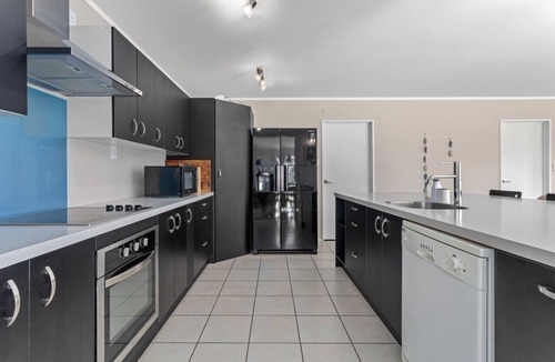 Waiotahi House | Surf, Sand & Summer Vibes.