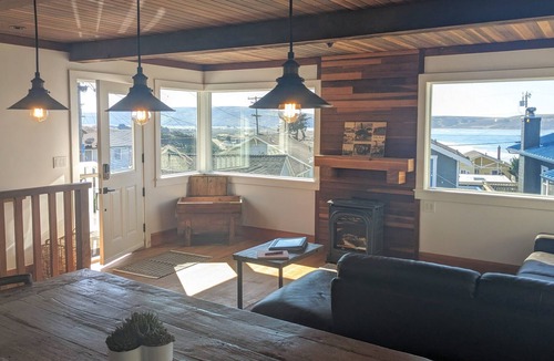 Dillon Beach Cottage | Surf & Sand