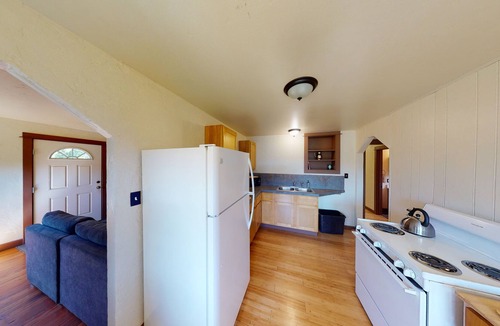 Westhaven-Moonstone Cottage | Surf Shack - Dog Friendly & Near Moonstone Beach!