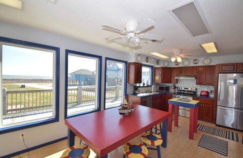 Port Bolivar House | Surf Shak