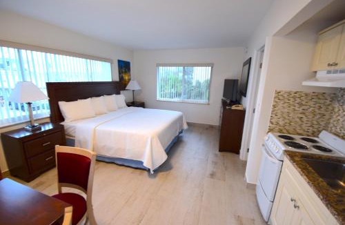 Pompano Beach Hotel | Surf Side Resort