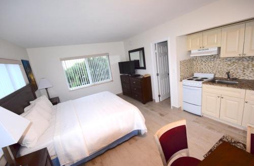 Pompano Beach Hotel | Surf Side Resort