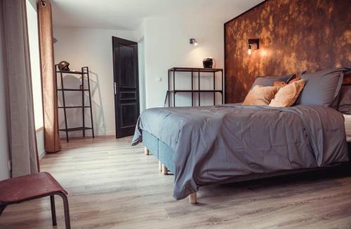 Jau-Dignac-et-Loirac House | Surf, Skate and Wine house.