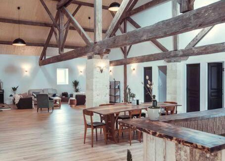 Jau-Dignac-et-Loirac House | Surf, Skate and Wine house.