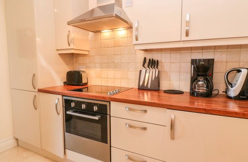 Chysauster Cottage | Surf Song