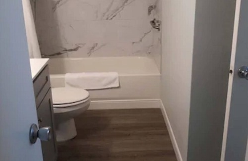 South End Hotel | Surf Suites