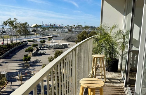 Waterfront Condo | Surf to Turf: Beachfront Stay Minutes from the World Cup
