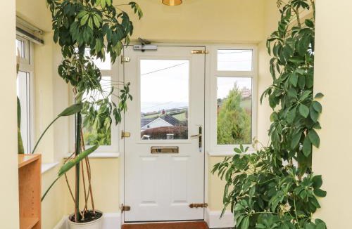 Mortehoe Apartment | Surf View