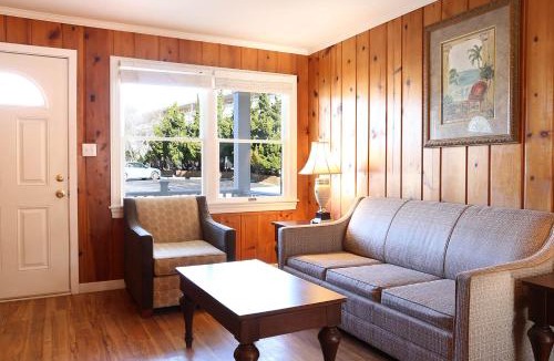 Midtown Ocean City Apartment | Surf Villa Apartments