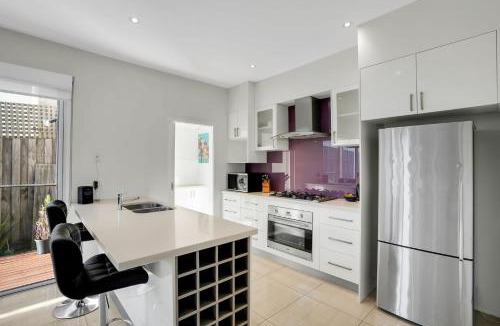 Warrnambool House | Surf Villa