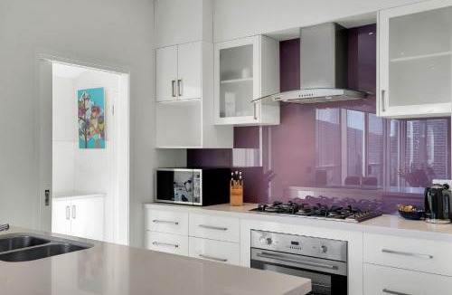 Warrnambool House | Surf Villa