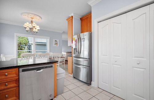 Long Beach House | Surf Watch: Oceanfront House in East Beach With Covered Gazebo