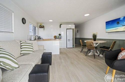 Hastings Point Apartment | Surf Whispers - Absolute Beachfront Getaway