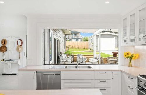 Dolphin Point House | SurfBreak on Seaside