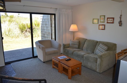 Ocean City Condo | Surfcrest Condo on the beach