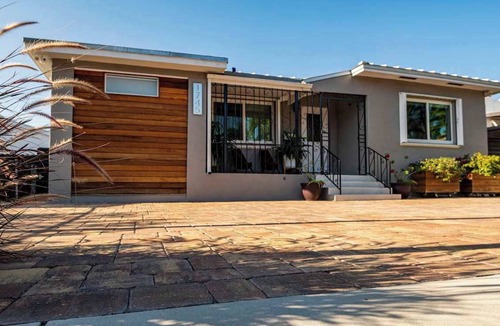 Coral Way House | Surfers Cove – 3BR/2BA Pool Home Near Calle Ocho
