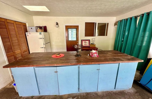 Makaha Apartment | SURFERS DREAM STUDIO