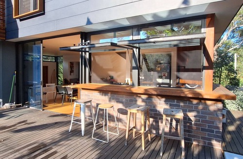 Smiths Lake House | Surfing Parrot - Holiday Villa