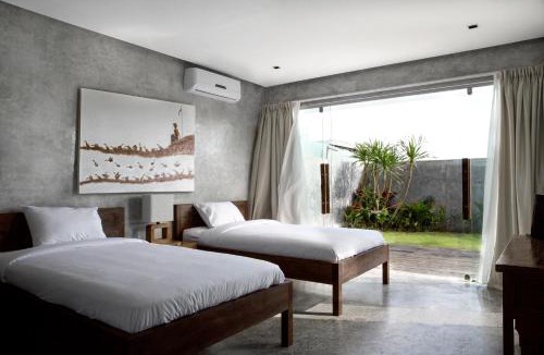 Kerobokan Hotel | Surflodge Limasan Bali