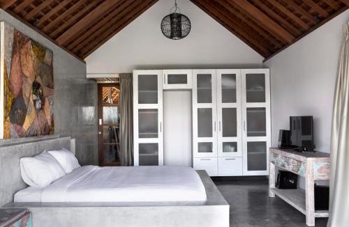 Kerobokan Hotel | Surflodge Limasan Bali