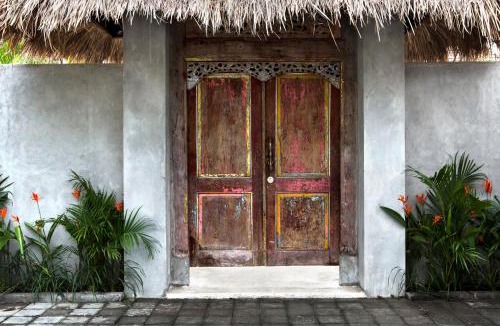 Kerobokan Hotel | Surflodge Limasan Bali