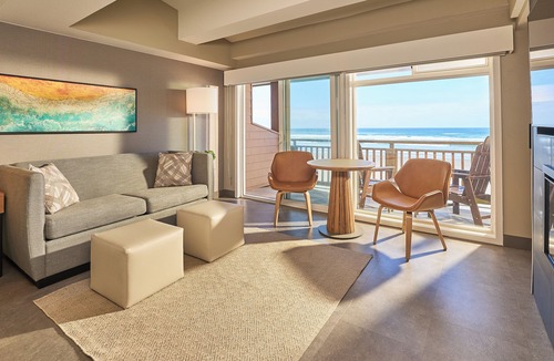 Downtown Cannon Beach Hotel | Surfsand Resort