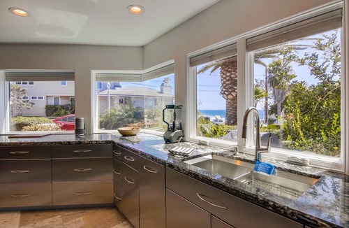 North Pacific Beach Condo | Surfside 1 Pacific Beach | 4BR Ocean Views, Firepit