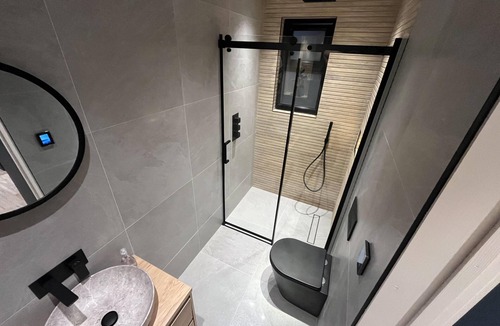 Perranporth Apartment | Surfside - a fresh new apartment