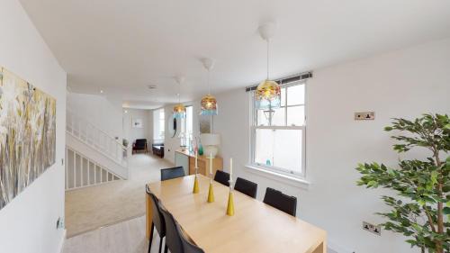Sidmouth Apartment | Surfside